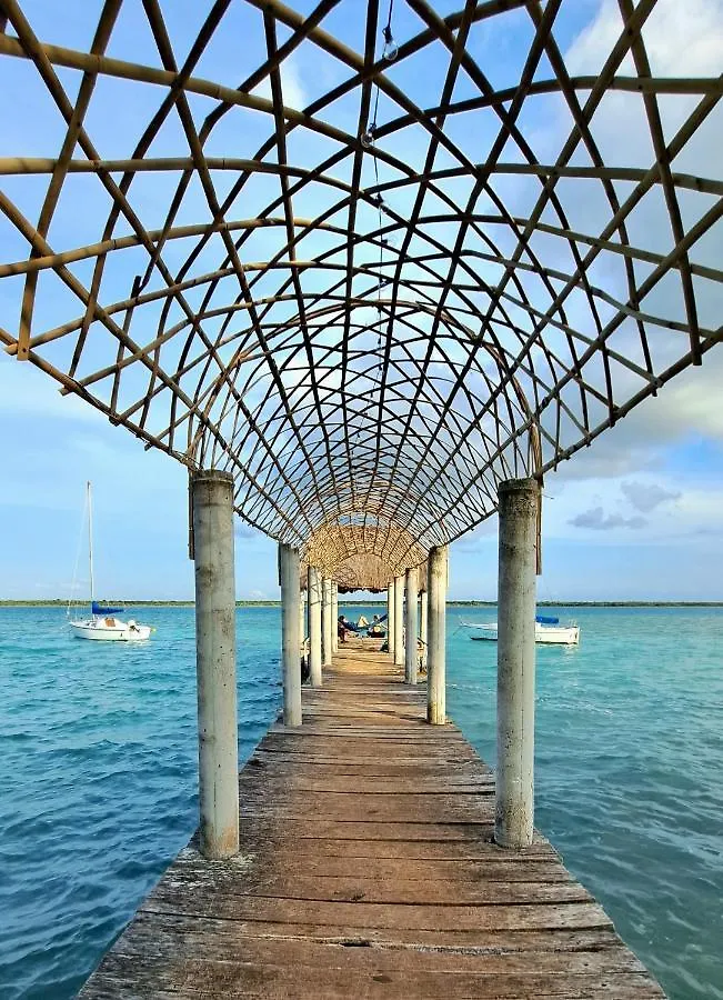 Cayuco Maya Cenote Azul Hotel